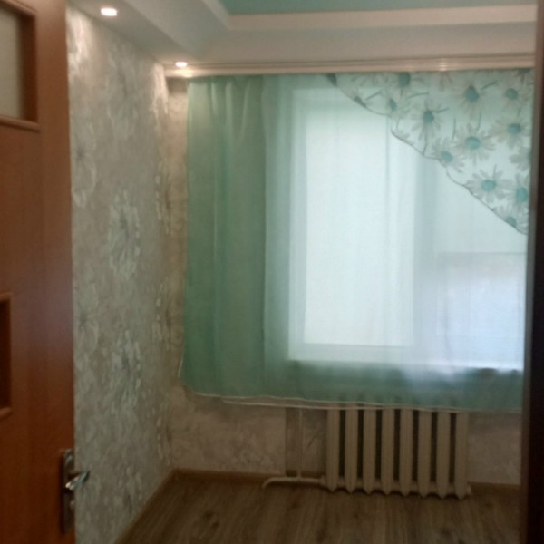 Фото 7386 Продам 2х комн. квартиру в р-не маг. "Фоксмарт"