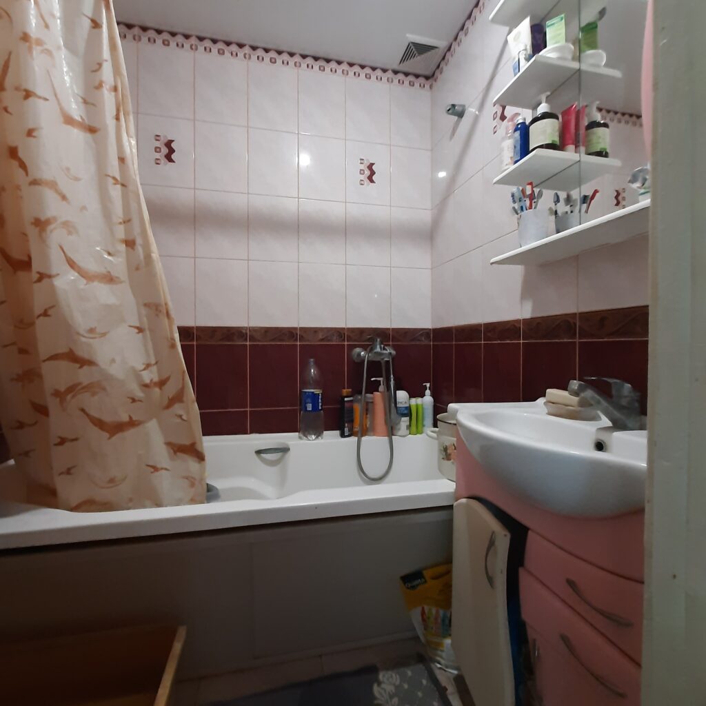 Фото №871 Продаётся 3 комн. кв-ра, ул. Ленина, р-н АЖЭО.