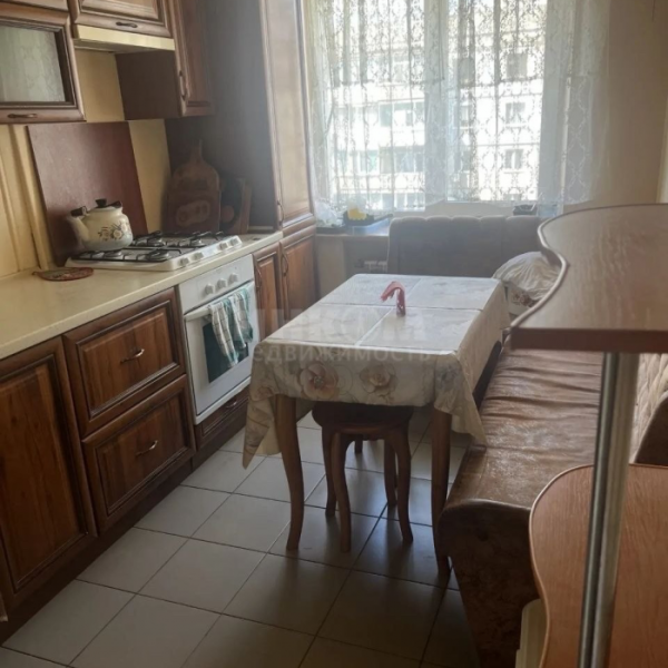 Фото Продам 3к квартиру рн Кристалла 7/9эт а/о