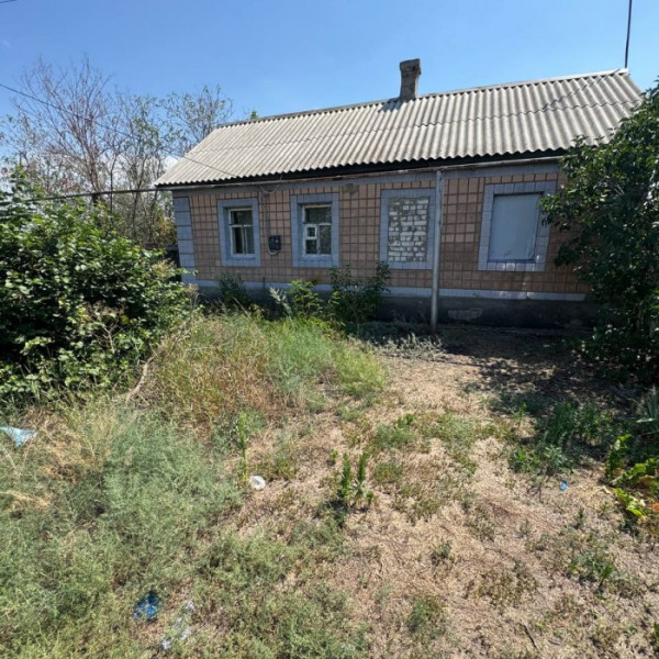 Фото Продам дом в центре Станицы Луганской, общей площадью 65 м2