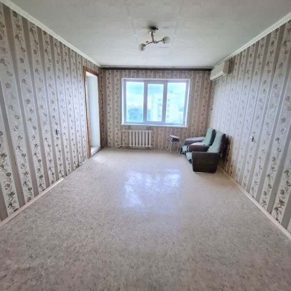 Фото Продам 3-х комн квартиру на кв. 50 лет Октября (р-н МФЦ)