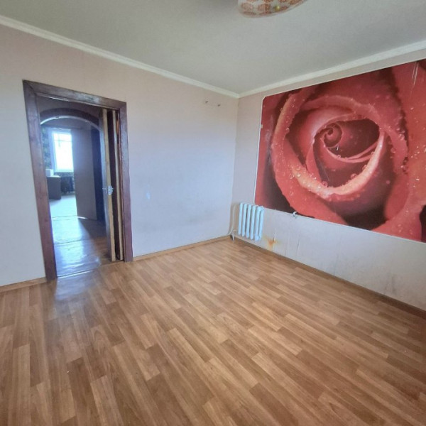 Фото Продам 3-х комн квартиру на кв. 50 лет Октября (р-н МФЦ)