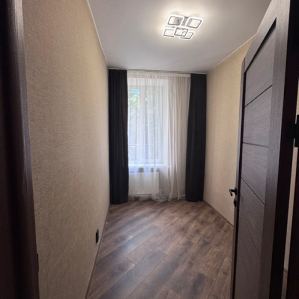Продам 3к квартиру в старом центре, а/о, ремонт, 60м2