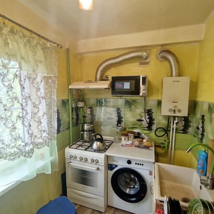 Фото Продам 3х комн. квартиру в р-не кафе "Шервуд"