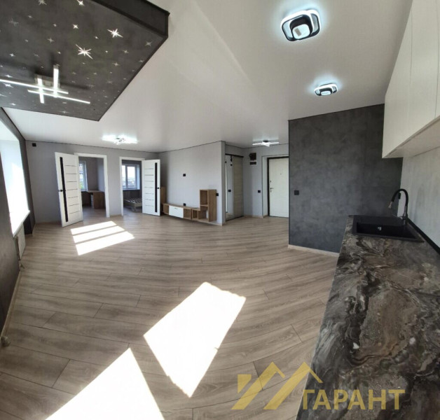 Фото 3-к квартира в районе СШ 6 г. Алчевск