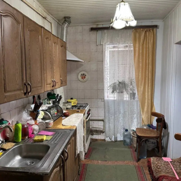 Фото Продам 3к по ул. 50 лет обороны Луганска