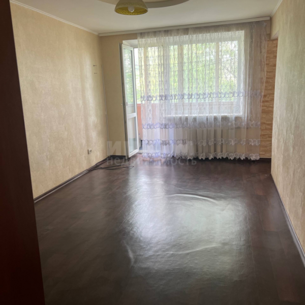 Фото Продам 2к квартиру на кв. Гагарина 3/5эт