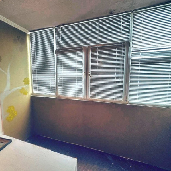 Фото Продам 3-к квартиру.1-й микрорайон, г.Луганск.