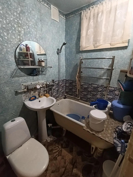 Фото Продаётся 2-комнатная квартира в городе Брянка, Микрорайон-4, д. 11.