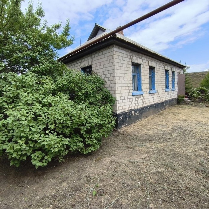 Дом 90м2 Станица Луганская кв. Молодежный