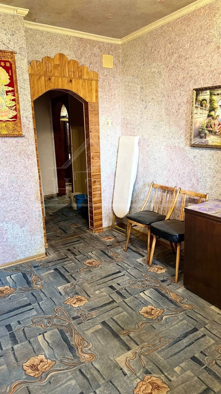 Фото Сдам 3-х комнатную квартиру на длительный срок (г. Кировск, кв. Центральный, д. 9)