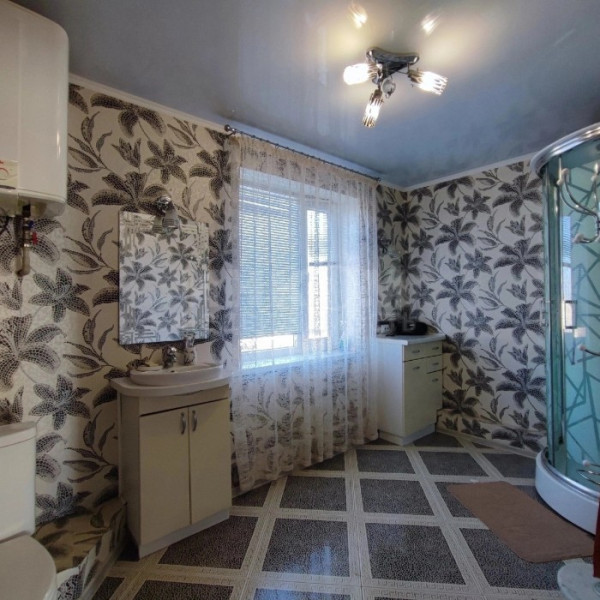Фото Продам отличный дом в районе Черного кота