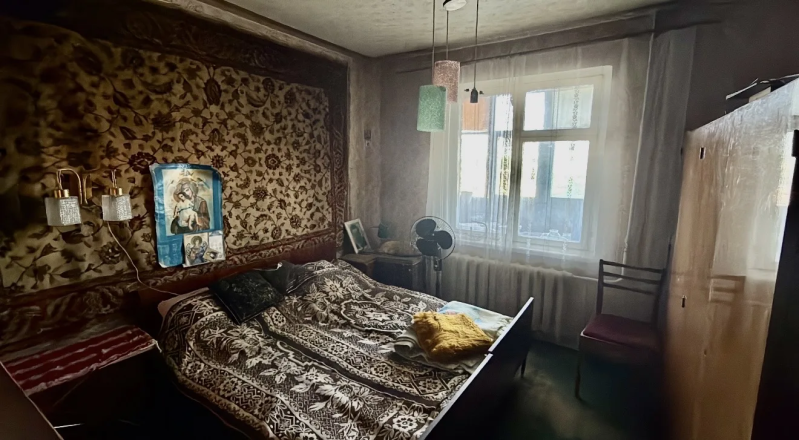 Фото 3-комнатная квартира, ул.Оборонная 20а (район 5 школа, рынок Поляна)