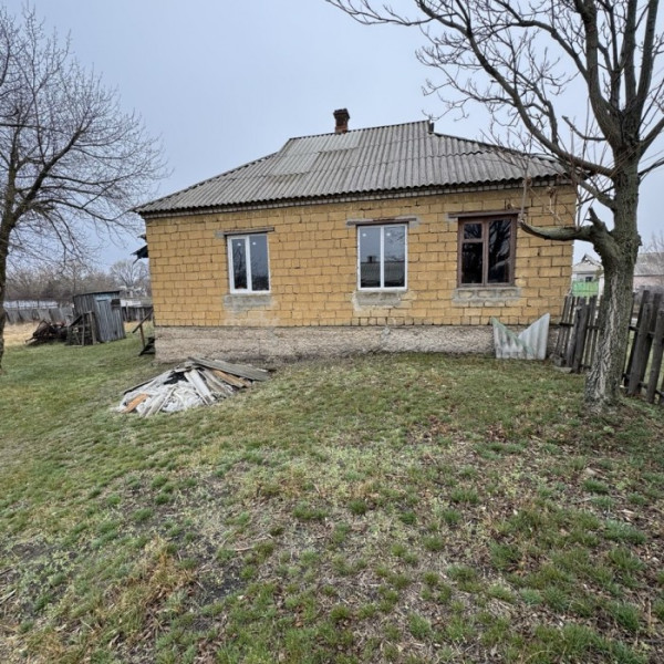 Фото Продам дом в с. Валуйское (центр), Станично-Луганский р-н