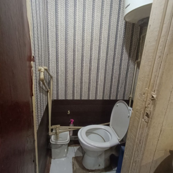 Фото Продам полугостинку в Луганске на кв. кв. Молодёжный, 2/5 эт