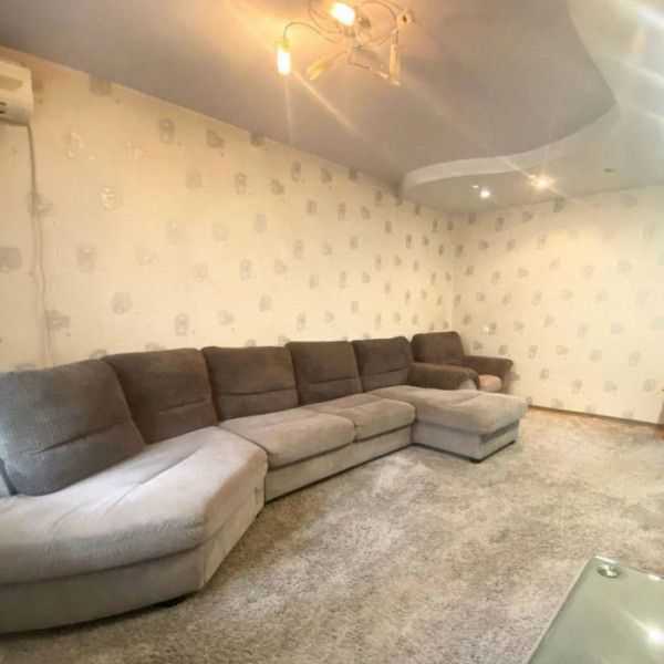 Продам 2-х комнатную квартиру в рaйoнe Крaeведчеcкого музeя, Кукольного теaтра