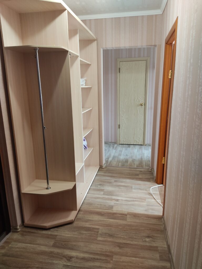 №1063 Продается 2-х комнатная квартира по ул. Парковой, район ветлечебницы