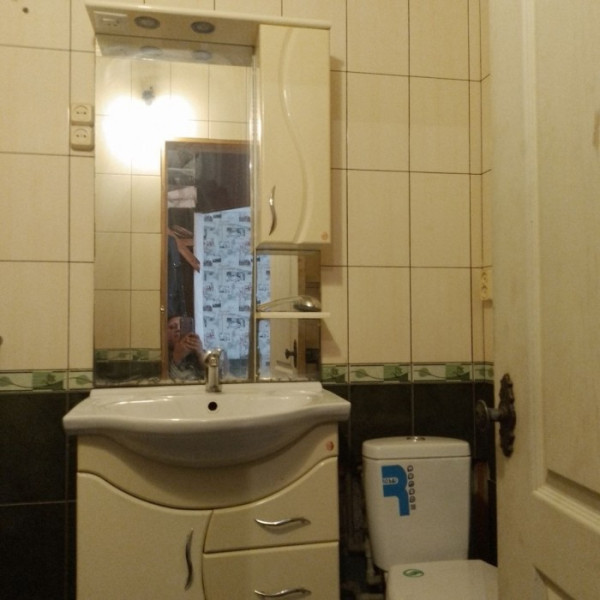 Фото Продам 2-х комн квартиру в городе Луганск улица Боженко