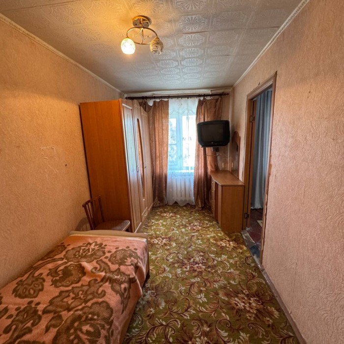 Фото Продам 3-х комнатную квартиру кв. 50 лет Обороны Луганска (район Мед городка).