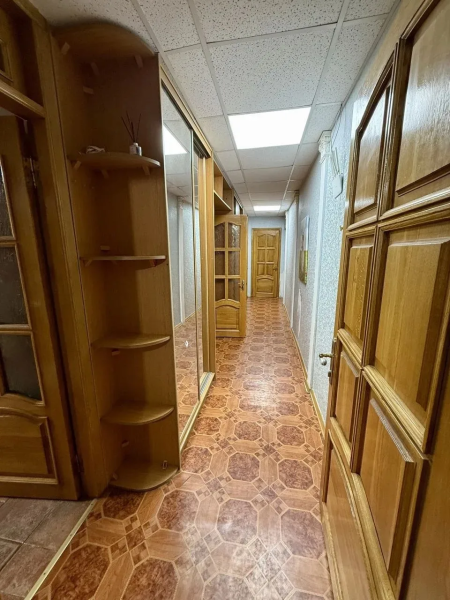 Фото 3-комнатная квартира, ул. Героя России Зозулина В.Н.! Район ТЦ Кристалл !