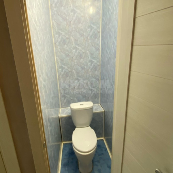 Фото Продам 3к 50-Лет Октября 35