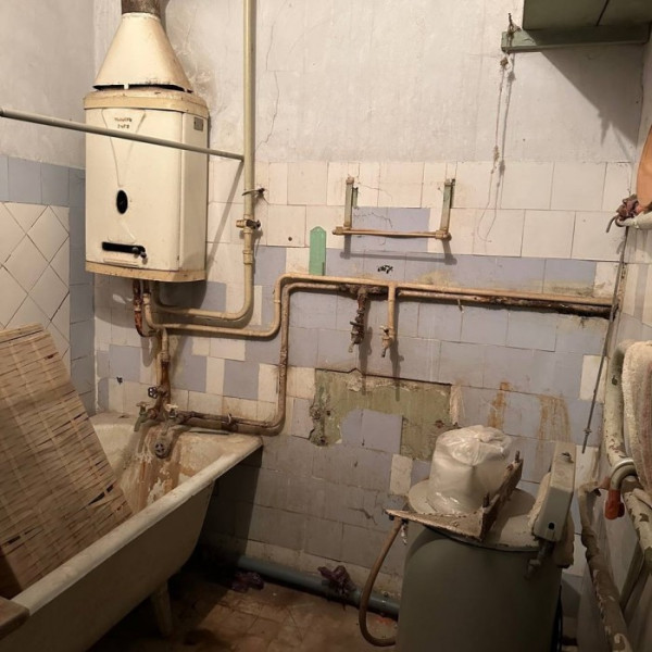 Фото Продам 2-х комн квартиру в Центре города Луганск квартал Алексеева