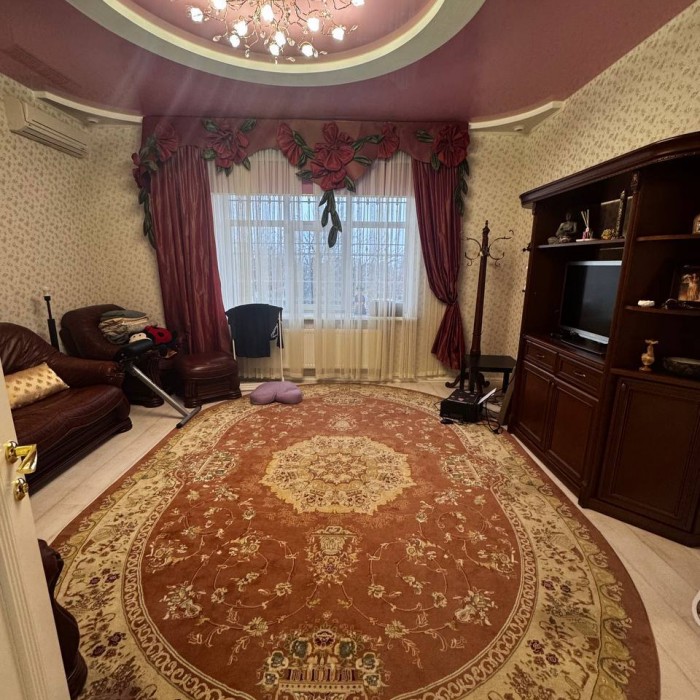 Фото Продам 2-х этажный дом ул. Арктическая (р-н Кавказского двора).