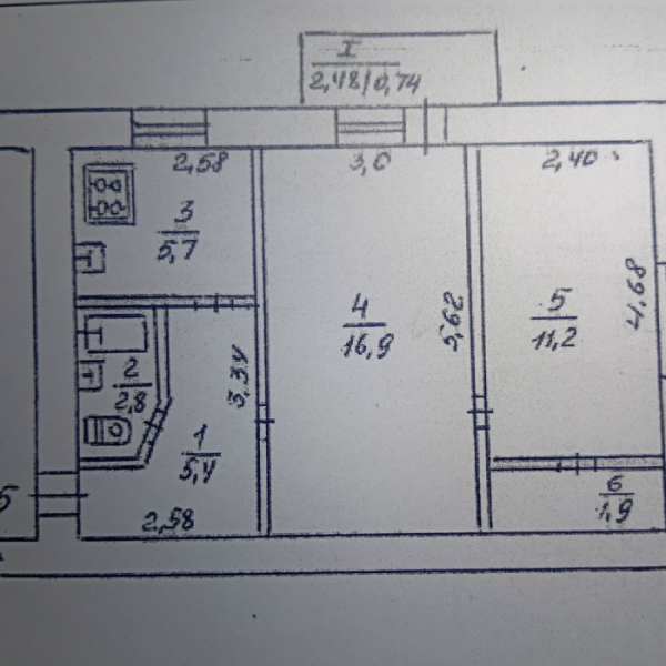 Продам 2к квартиру в центре, на площади ВОВ, 2/5эт