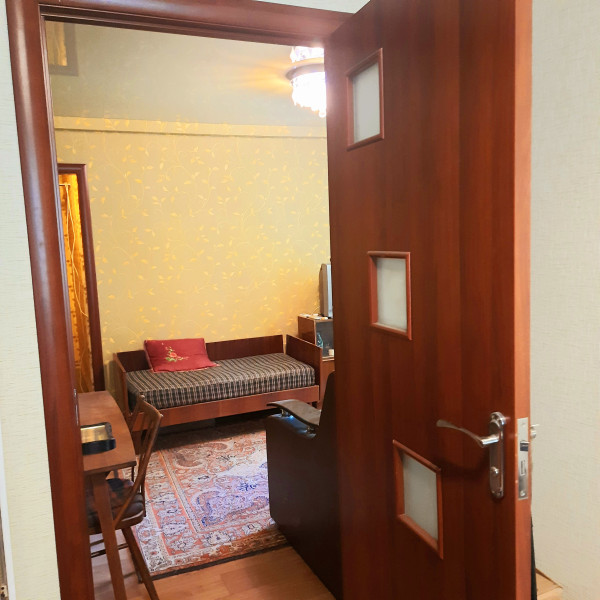 Фото №425 Продаётся 3 комн. кв-ра с Автономным отоплением, р-н Шпиля.