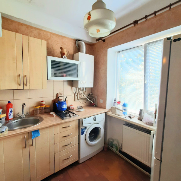 Фото №425 Продаётся 3 комн. кв-ра с Автономным отоплением, р-н Шпиля.