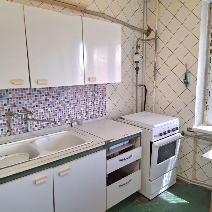 Фото Продам 2- х комнатную квартиру кв. 30 лет Победы (р-н 10 поликлиники) г. Луганск.