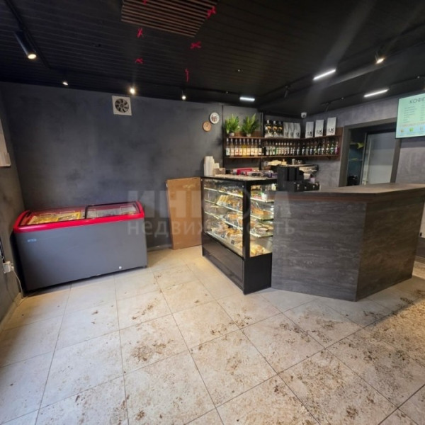 Фото Продам отдельно стоящее здание в центре г. Луганск