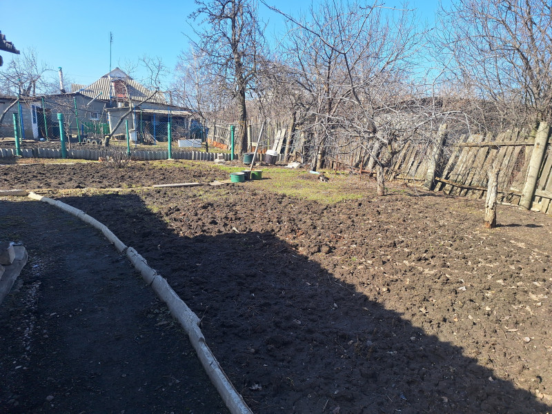 Фото Продается 4-х комнатный дом в городе Стаханов, ул. Толбухина.