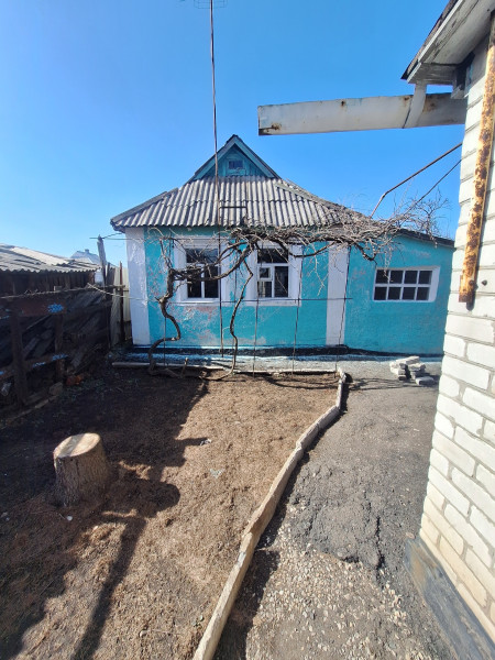Фото Продается 4-х комнатный дом в городе Стаханов, ул. Толбухина.