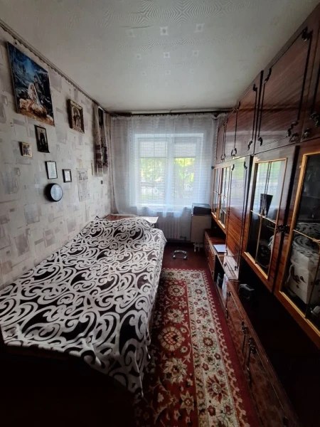 Фото Продаётся 3-комнатная квартира в городе Стаханов, пр. Ленина, д. 62