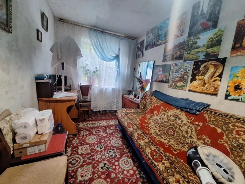 Фото Продаётся 3-комнатная квартира в городе Стаханов, пр. Ленина, д. 62