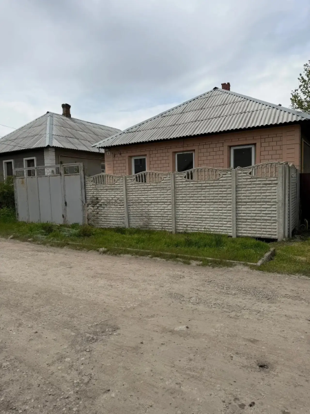 Дом, р-н Буревестника!