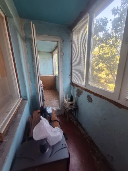 Фото Продаётся 2-комнатная квартира в городе Брянка, площадь Ленина, д. 6.