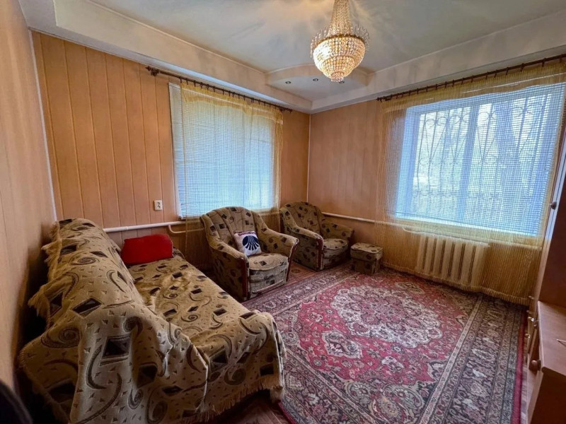 2-комнатная квартира г. Стаханов, ул. Б. Хмельницкого