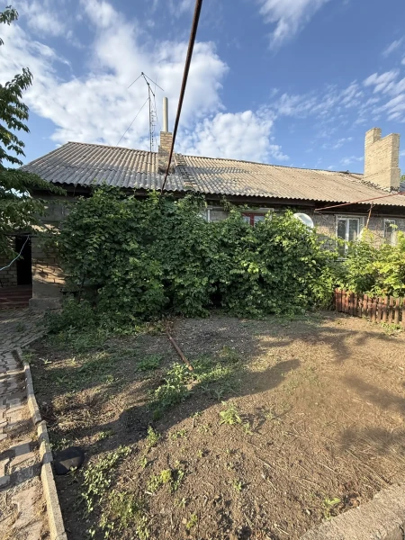 Фото Продаётся 3-комнатный дом в городе Стаханов, ул. Партизанская