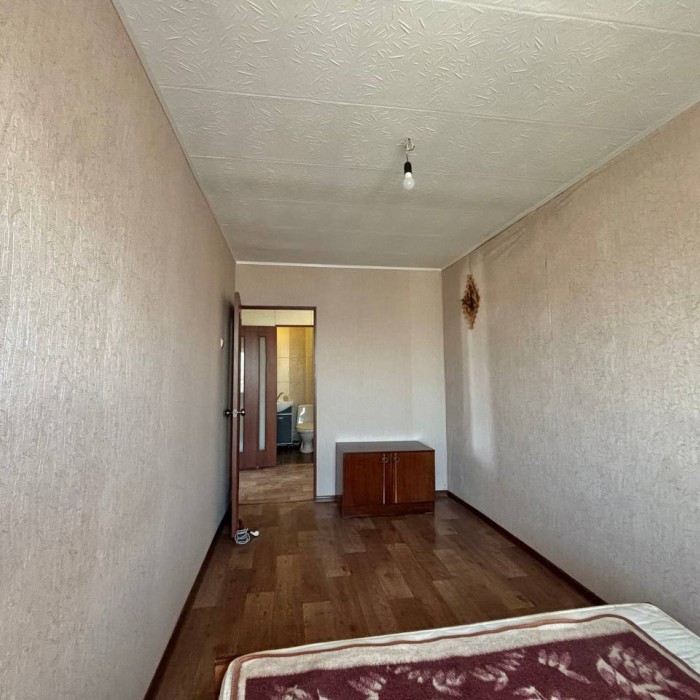 Фото ЦЕНА СНИЖЕНА! ! Продам 2-комн. кВ. 50 лет Октября, р-н Стоматологии