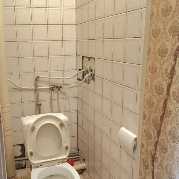 Фото Продам 3-к квартиру. 1-й микрорайон, г.Луганск.