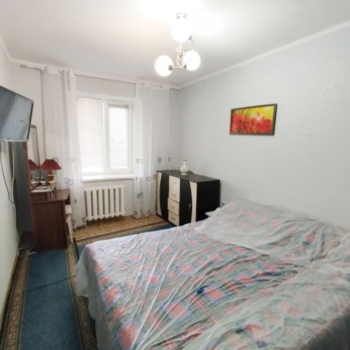 Фото Продам 2- х комнатную квартиру на кв. Героев Сталинграда.
