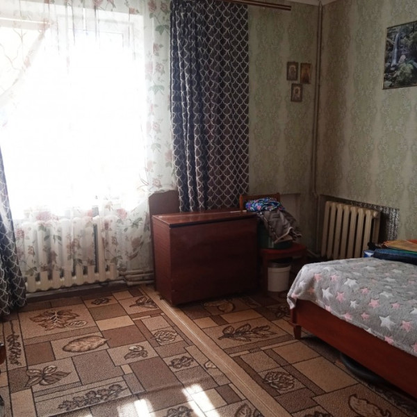 Фото № 6132 Продам 2х комн. квартиру в р-не кафе "Янтарь"