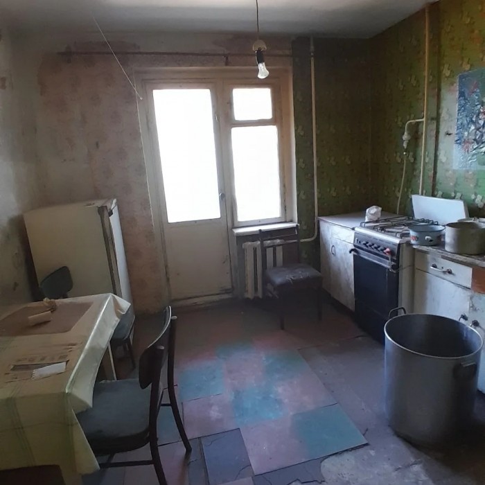 Продам 2х комн. квартиру по пр. Металлургов