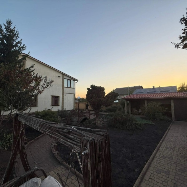 Фото Продам 2-х этажный дом в городе Луганск улица Ульяны Громовой