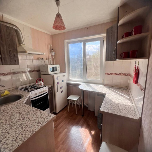 Фото Продам 2х комнатную квартиру кВ Шевченко