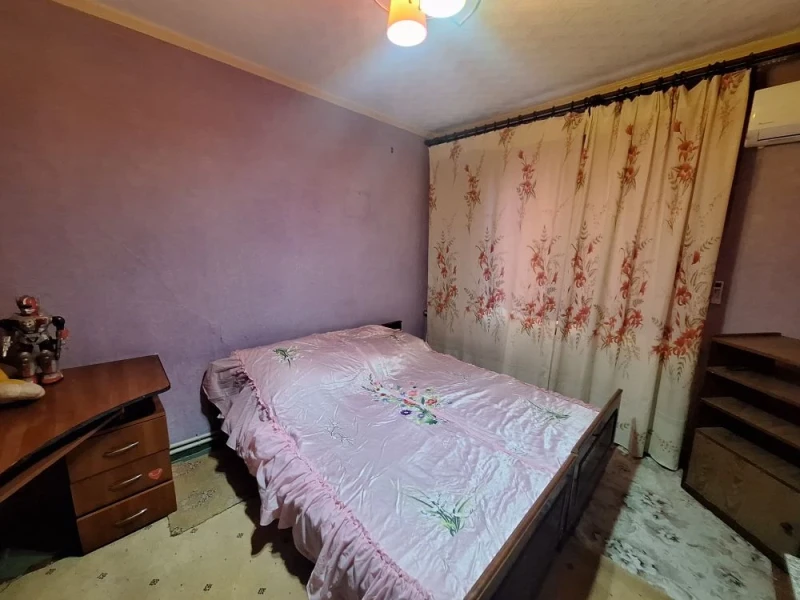 Фото Сдаётся 3-комнатная квартира в городе Стаханов (ул. Мананкова) — на длительный срок.