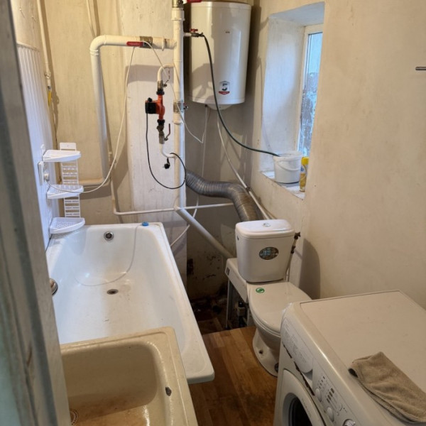 Фото Продам флигель в городе Луганск улица Энгельса