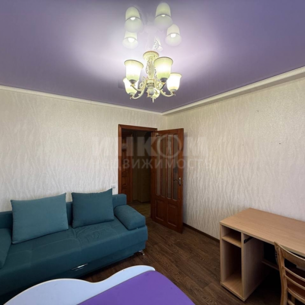 Фото Продам 2к квартиру на кв.Комарова ,6/9эт